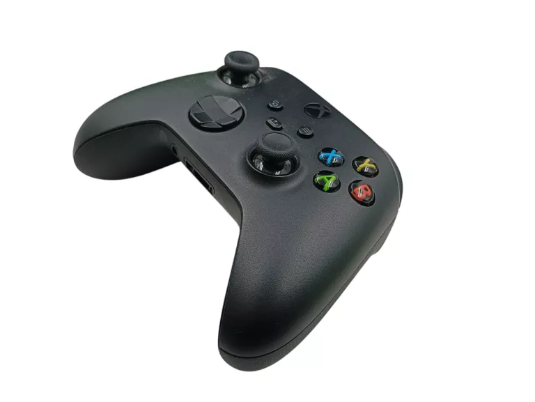 konsola-microsoft-xbox-one-s-1tb-1x-kontroler-5x-gra-gry-w-zestawie-205998-225570