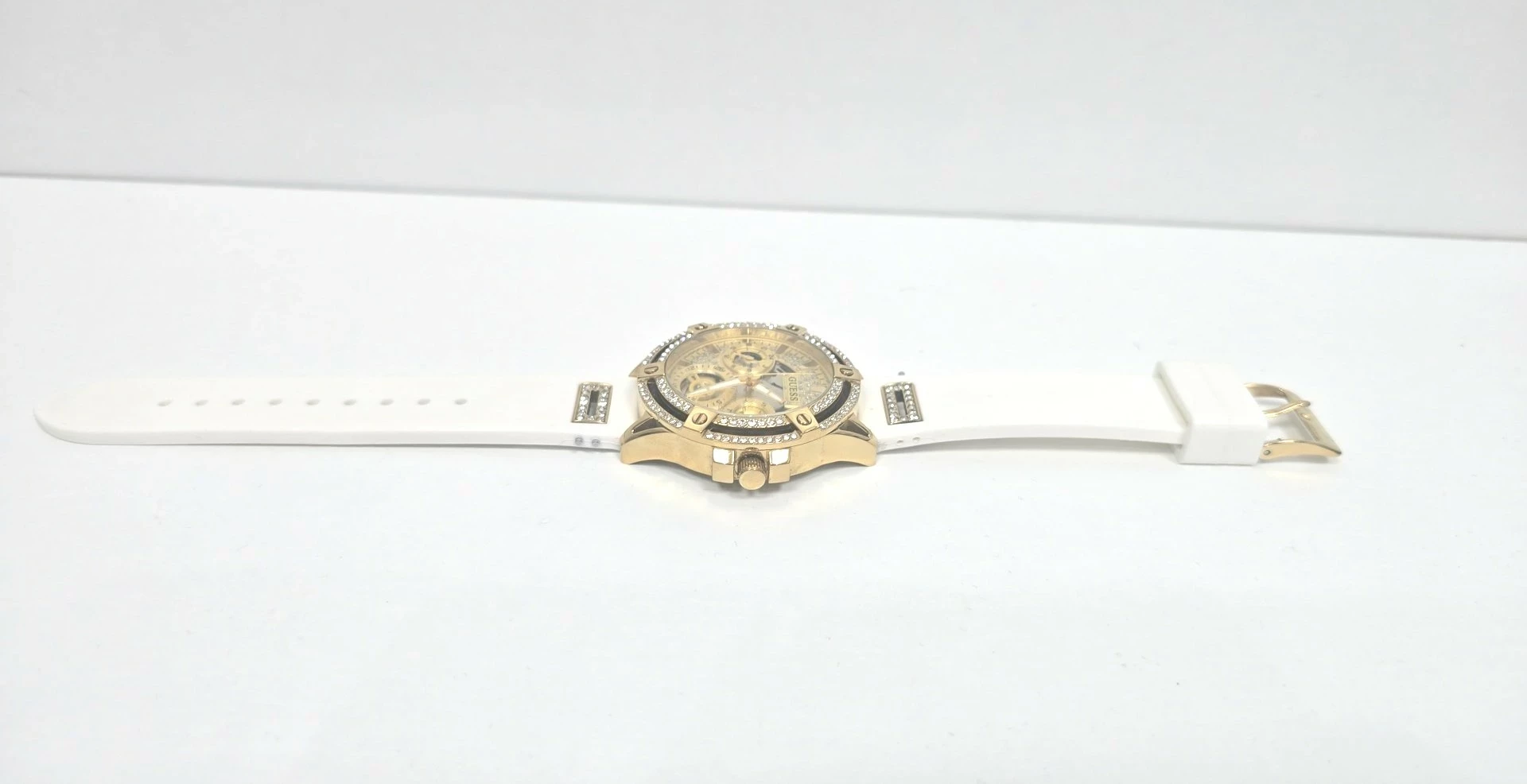 guess-queen-gw0536l2-mechanizm-18738-1