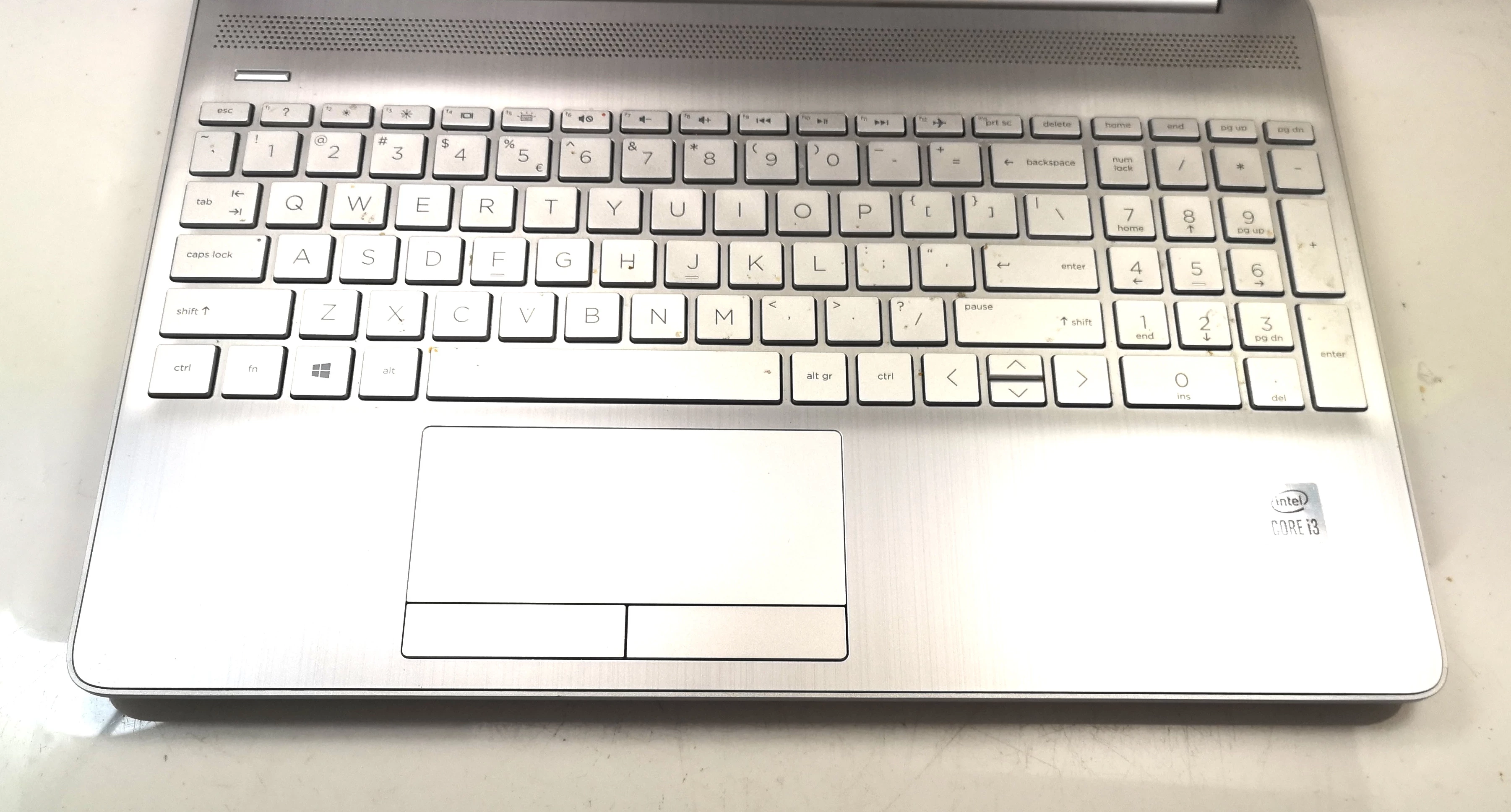 laptop-hp-15-dw1000nw-8256gb-intel-core-i3-win10-ean-gtin-195161194917