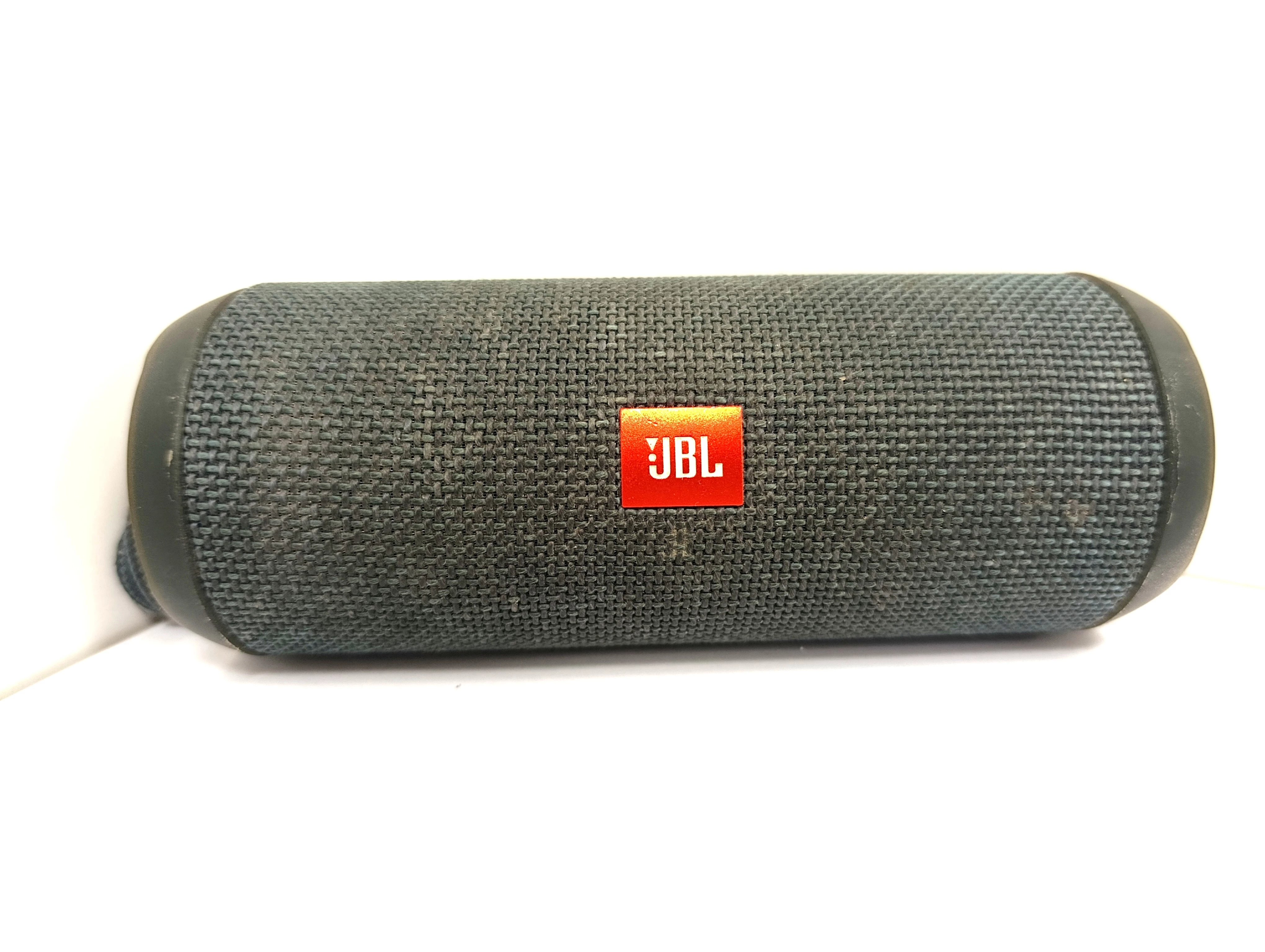 glosnik-mobilny-jbl-essential-aleje-jerozolimskie-33-warszawa-boonum