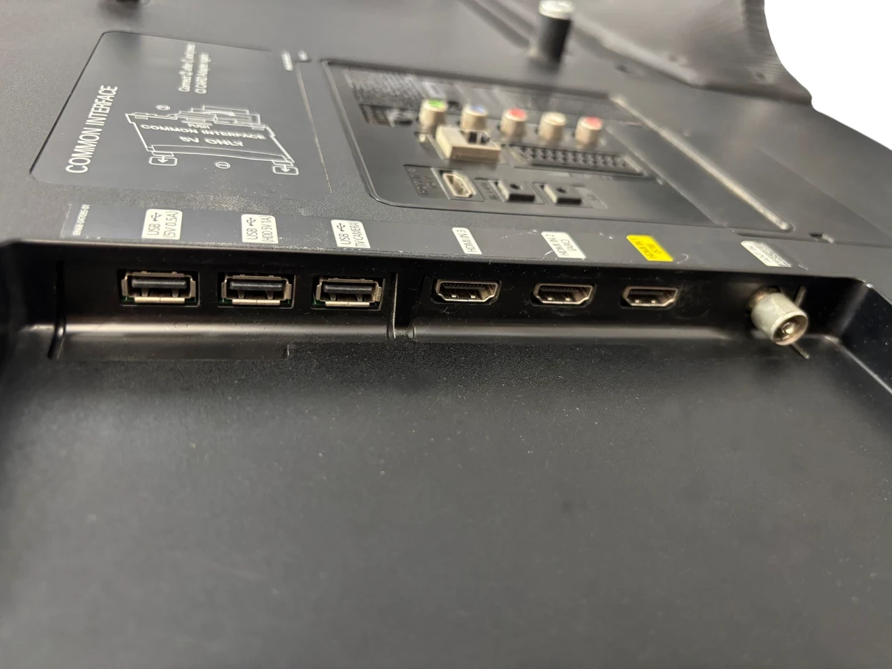 telewizor-samsung-ue40h6400aw-40-full-hd-pilot-typ-telewizora-211486-250142