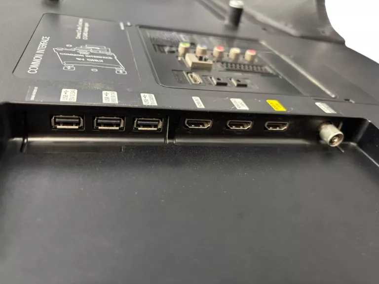 telewizor-samsung-ue40h6400aw-40-full-hd-pilot-typ-telewizora-211486-250142