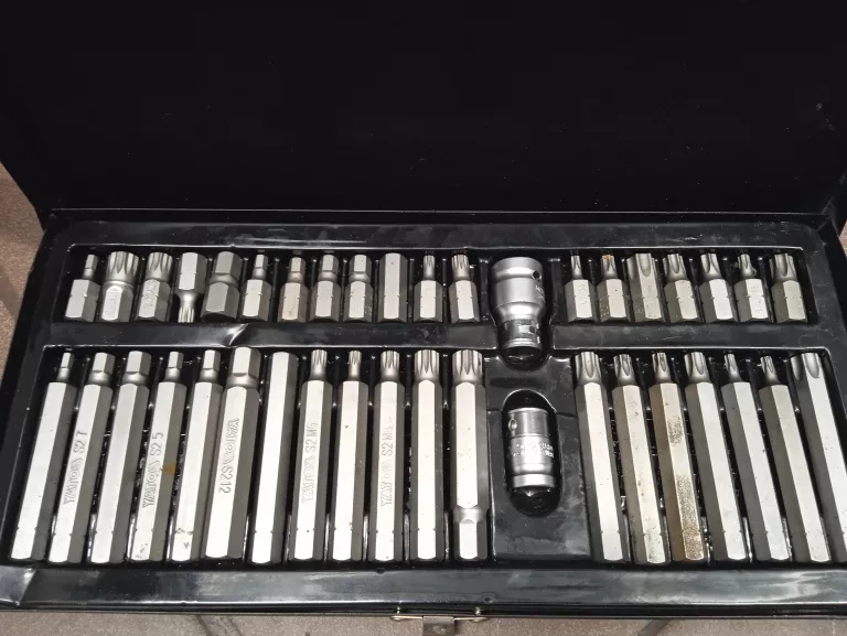 yato-yt-0400-zestaw-bitow-klucze-imbus-torx-spline-hex-40-el-kaseta-metal-krotka-2u-sj-olawa
