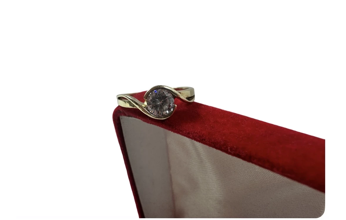 sliczny-zloty-pierscionek-proby-333-r16-kamien-17088-128