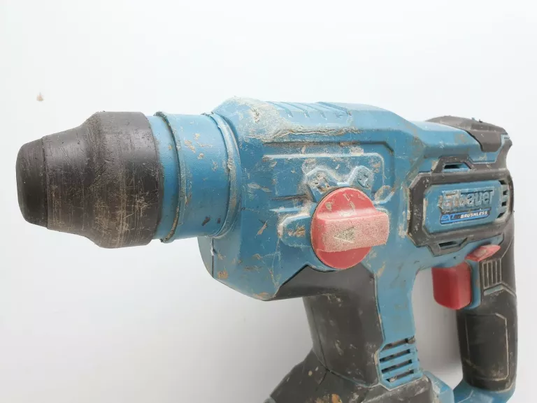 mlotowiertarka-aku-erbauer-erh18-li-akumulator-40-ah-maksymalna-moc-75000