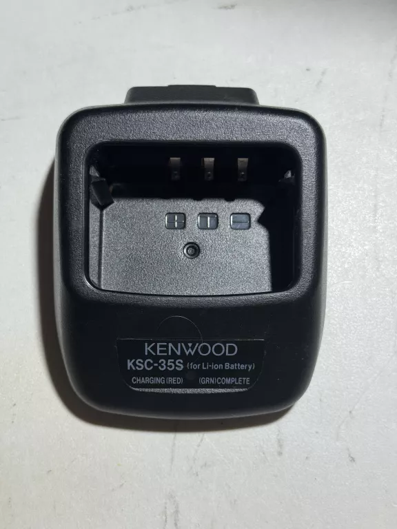 krotkofalowka-kenwood-ksc-35s-ladowarka-model-tk-3501