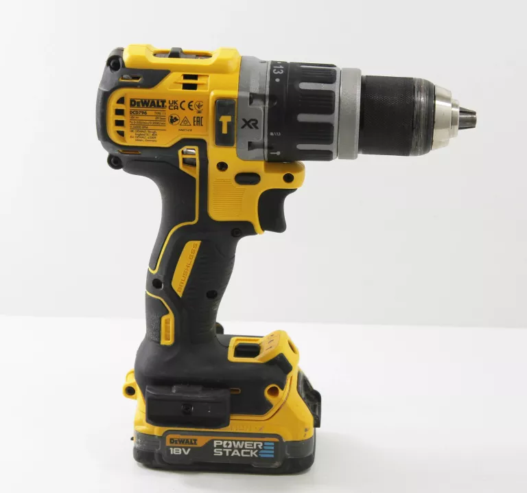 wiertarko-wkretarka-udarowa-dewalt-xr-dcd796-aku-17ah-walizka-stan-11323-2