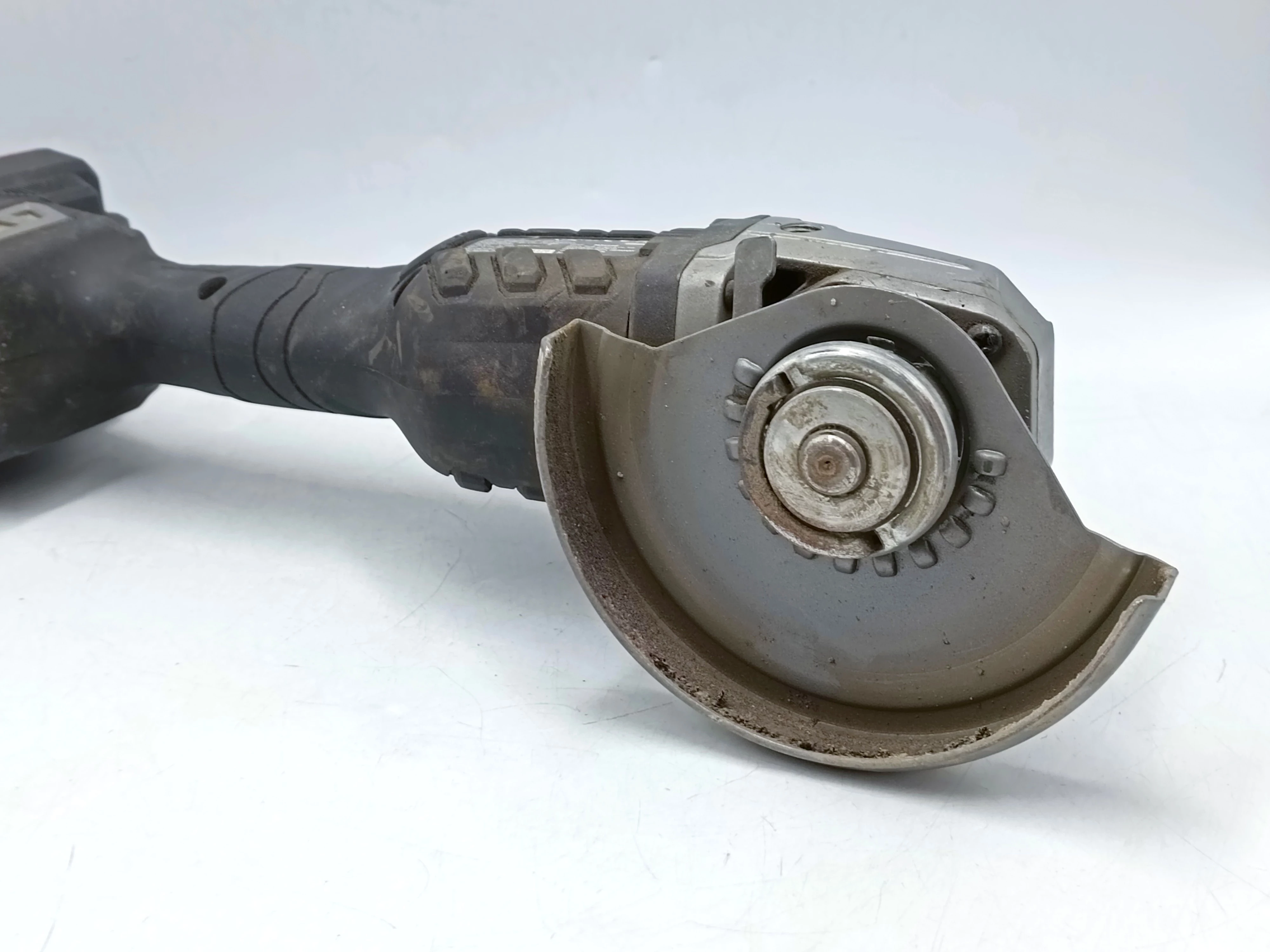 szlifierka-katowa-pwsap-20-li-f6-aku-2ah-rodzaj-zasilania-128529-1