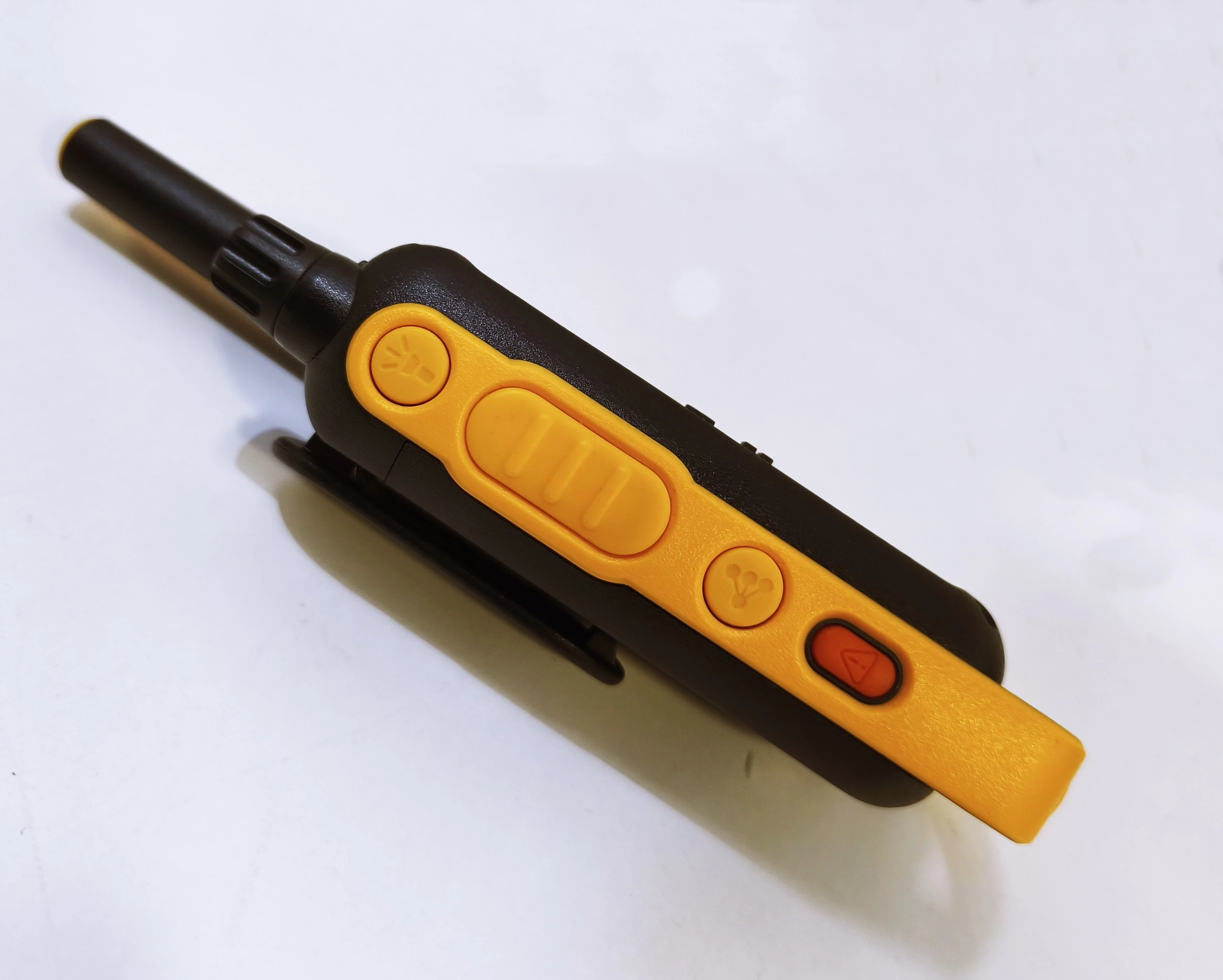 motorola-t82-extreme-pmr-446-krotkofalowki-walkie-talkie-kod-producenta-gfh541598