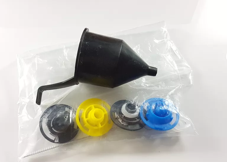 pistolet-do-malowania-scian-agregat-malarski-5-dysz-700mlmin-mp0027-stan-11323-2