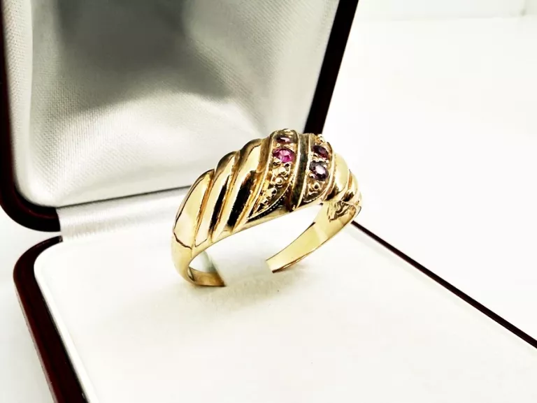 zloty-pierscionek-p585-z-rozowymi-oczkami-rozmiar-22-waga-493-rodzaj-2205-2