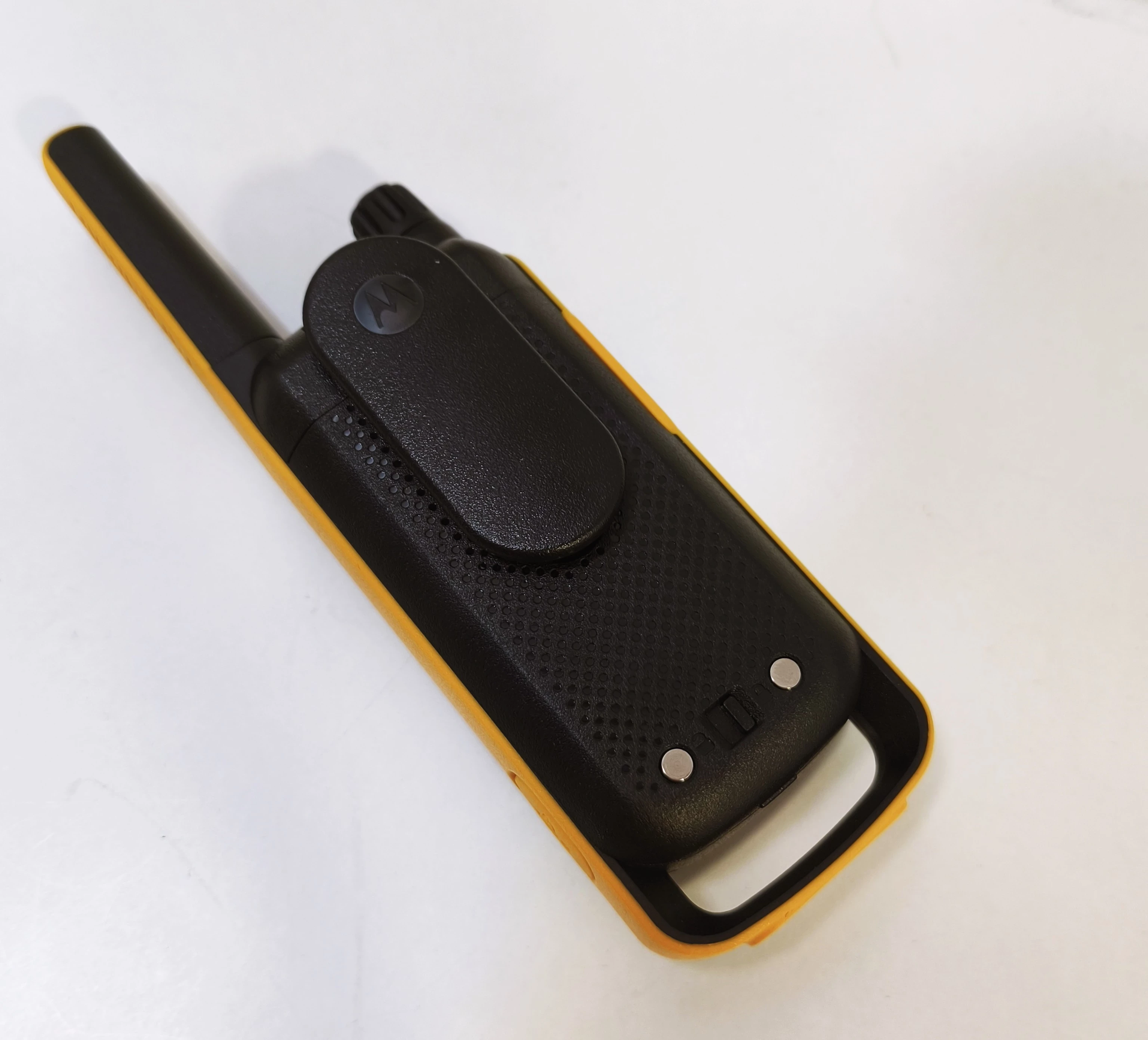 motorola-t82-extreme-pmr-446-krotkofalowki-walkie-talkie-model-t82-extreme