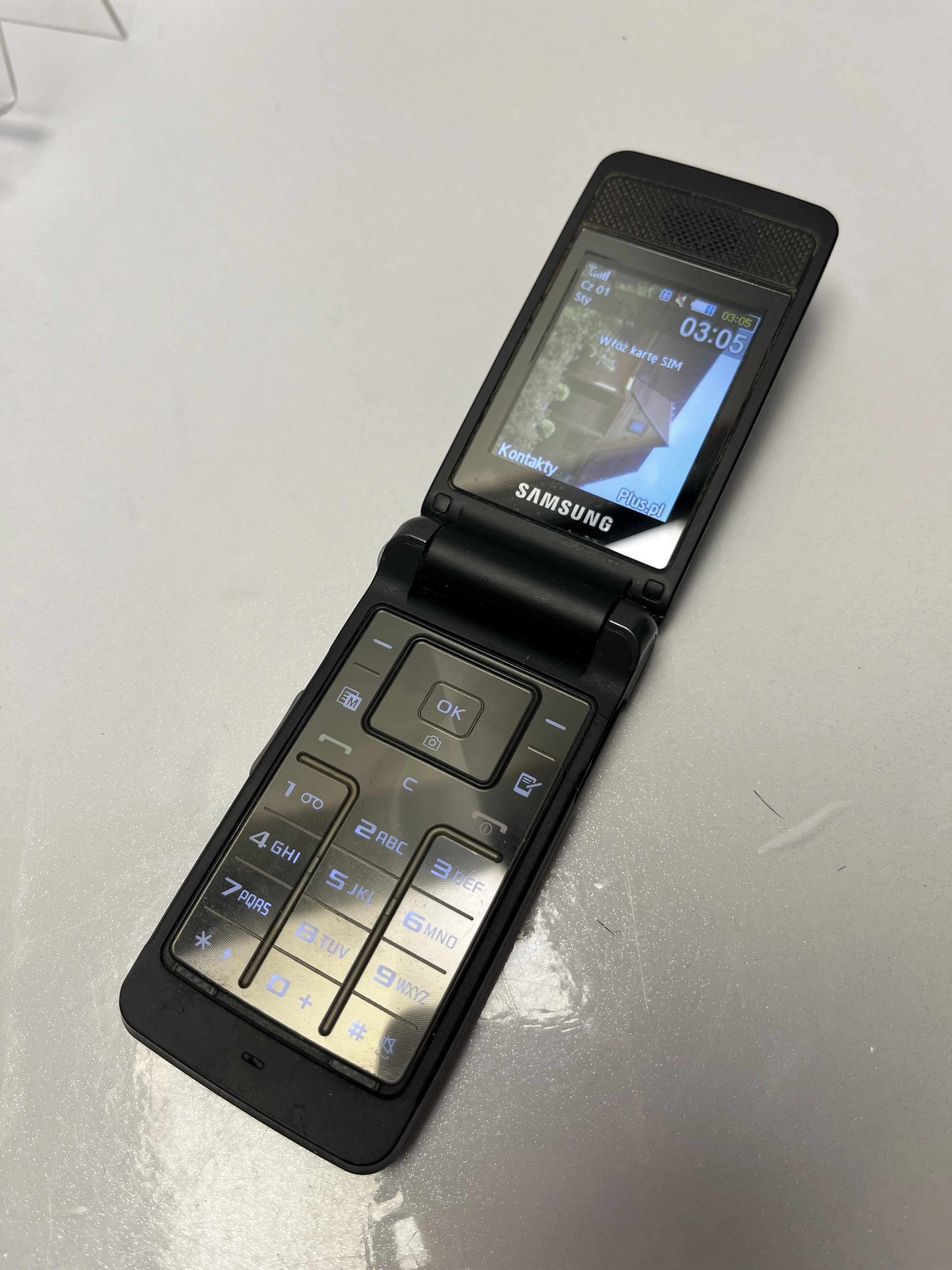 telefon-komorkowy-samsung-s3600i-wbudowana-pamiec-202869-232034