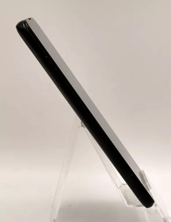 telefon-motorola-moto-g8-power-464gb-kod-producenta-pahf0004pl-xt2041-3