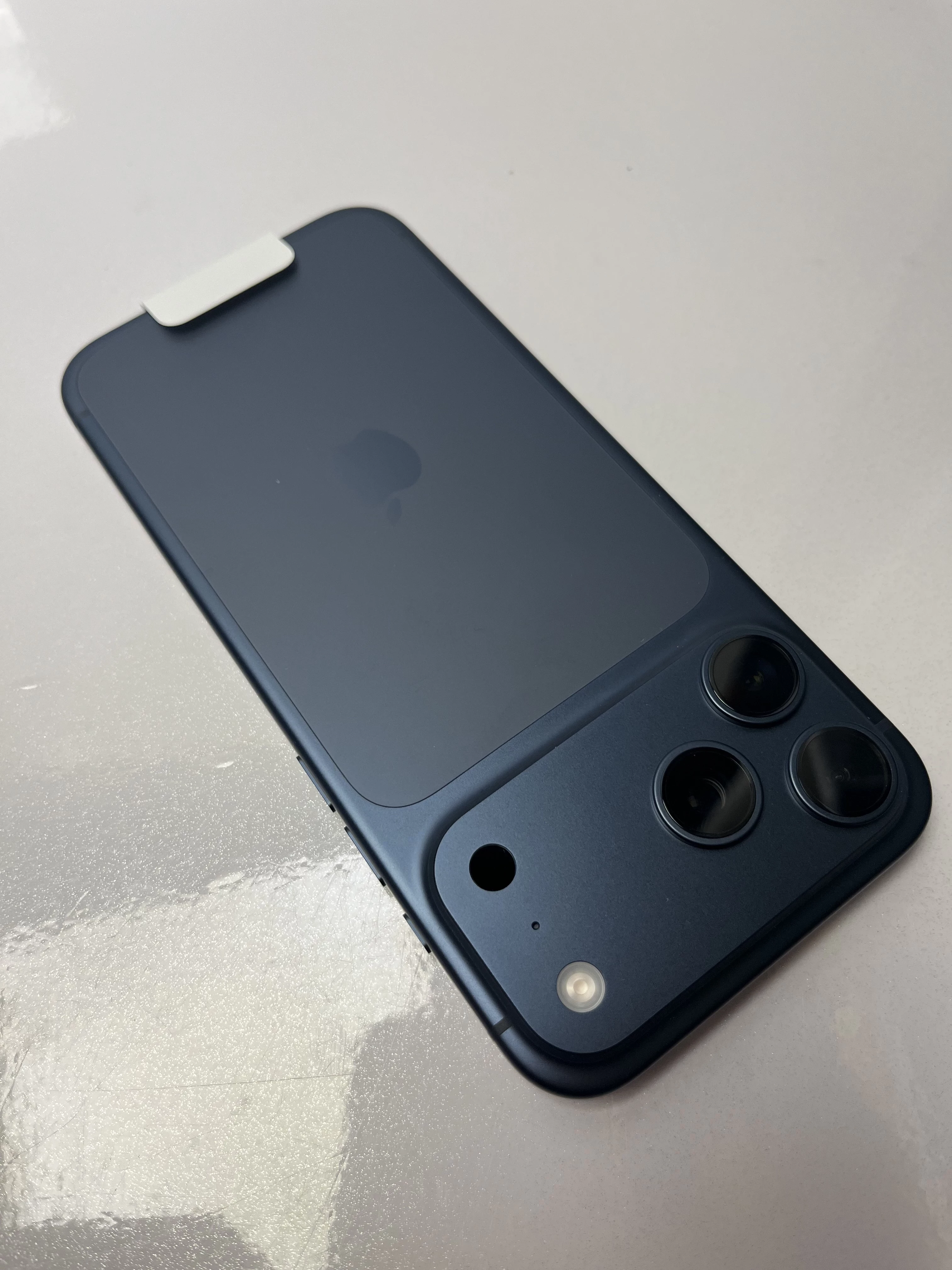 telefon-apple-iphone-17-pro-max-512gb-przekatna-ekranu-690