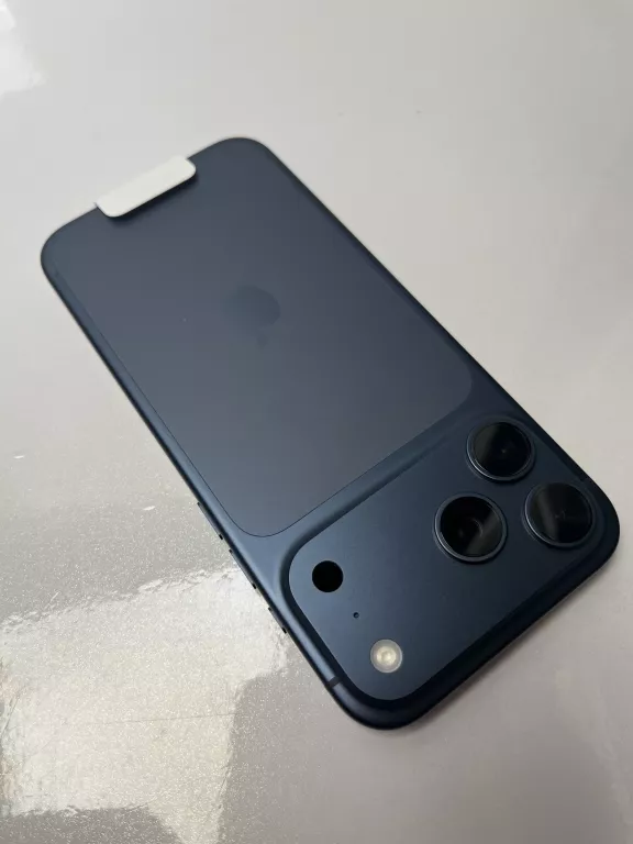 telefon-apple-iphone-17-pro-max-512gb-przekatna-ekranu-690