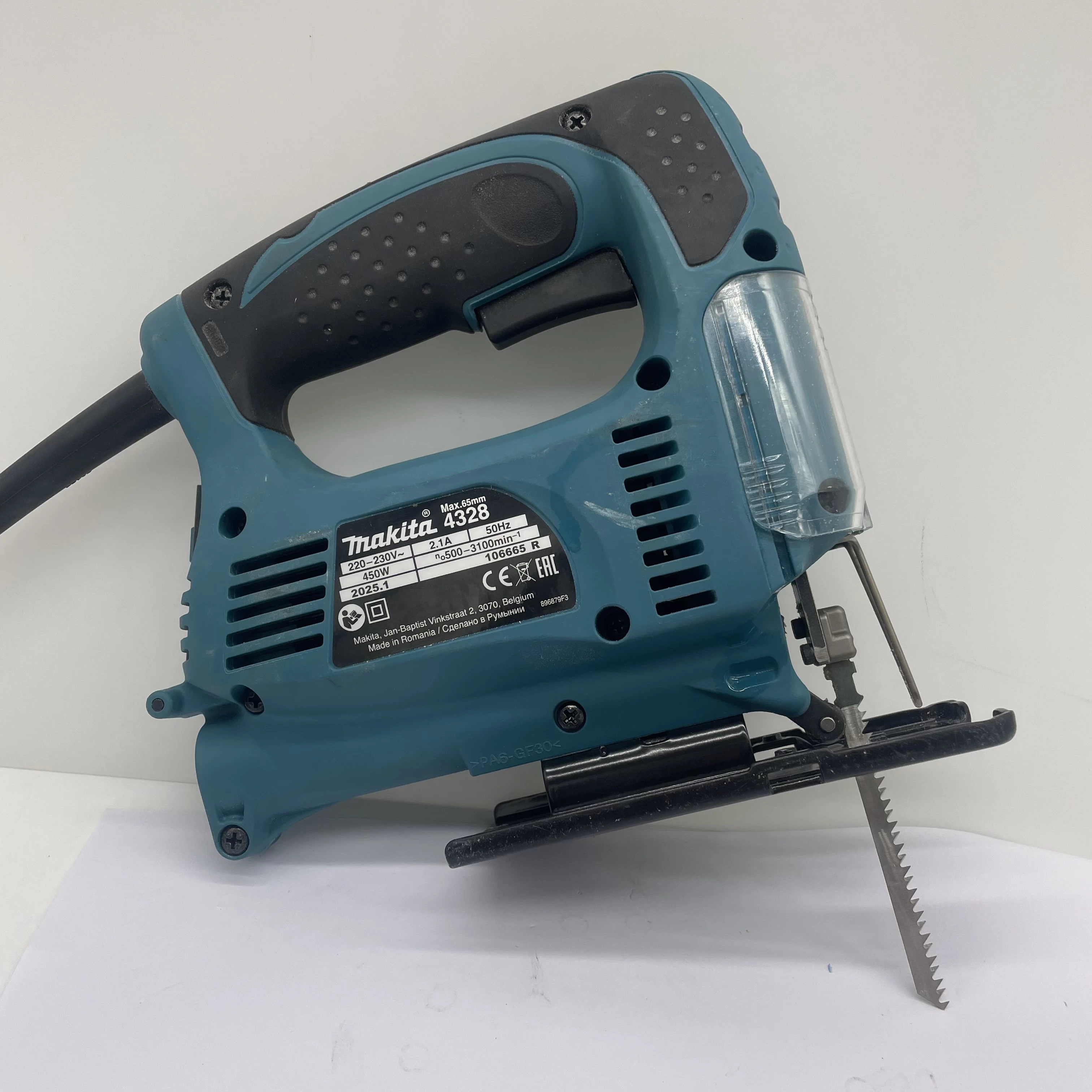 wyrzynarka-makita-4328-450-w-regulacja-obrotow-stan-11323-2