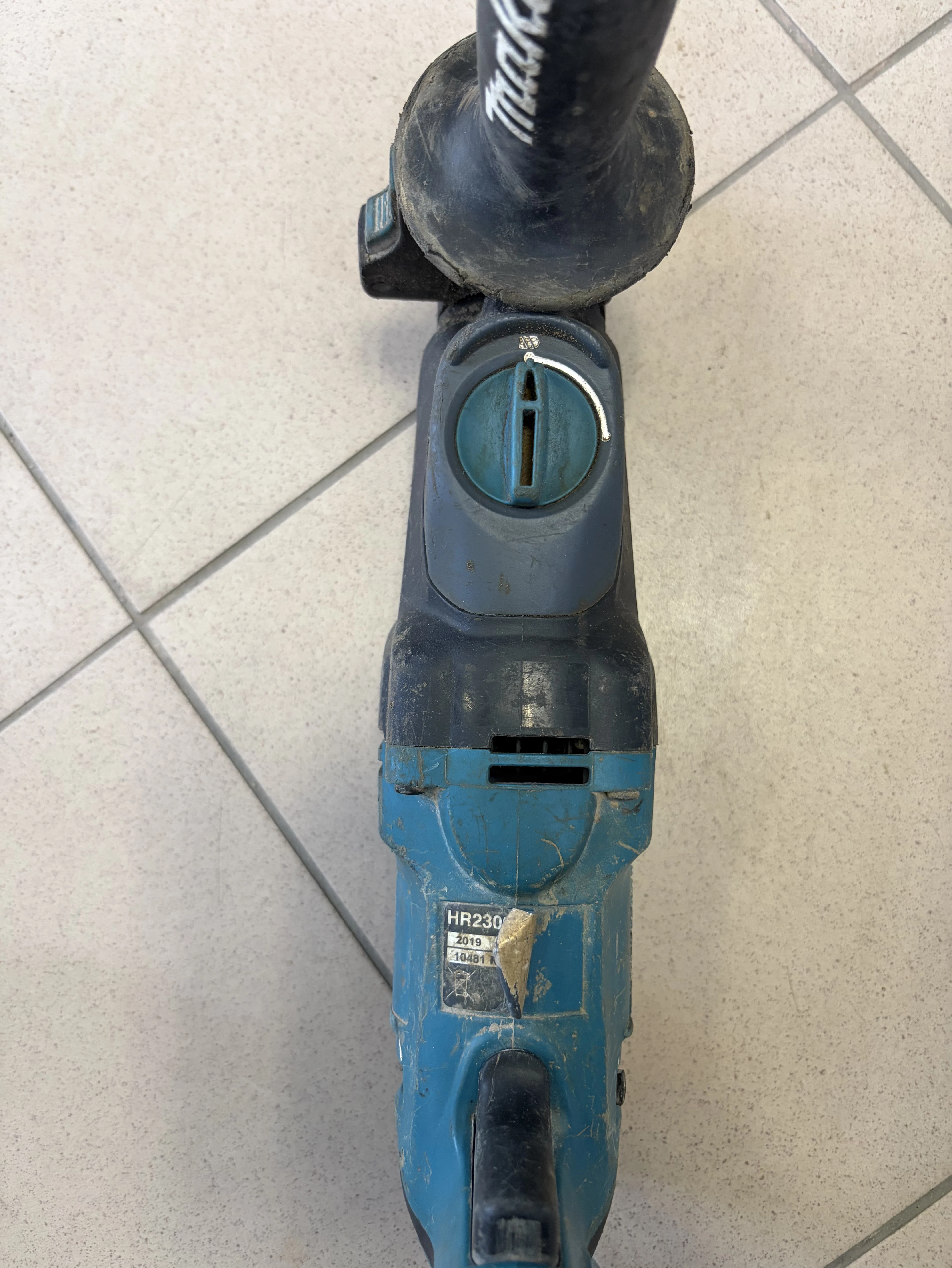 mlotowiertarka-makita-hr2300-rocznik-2019-zasilanie-sieciowe-zasilanie-209202-238306