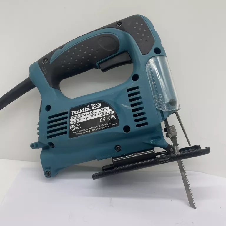 wyrzynarka-makita-4328-450-w-regulacja-obrotow-stan-11323-2