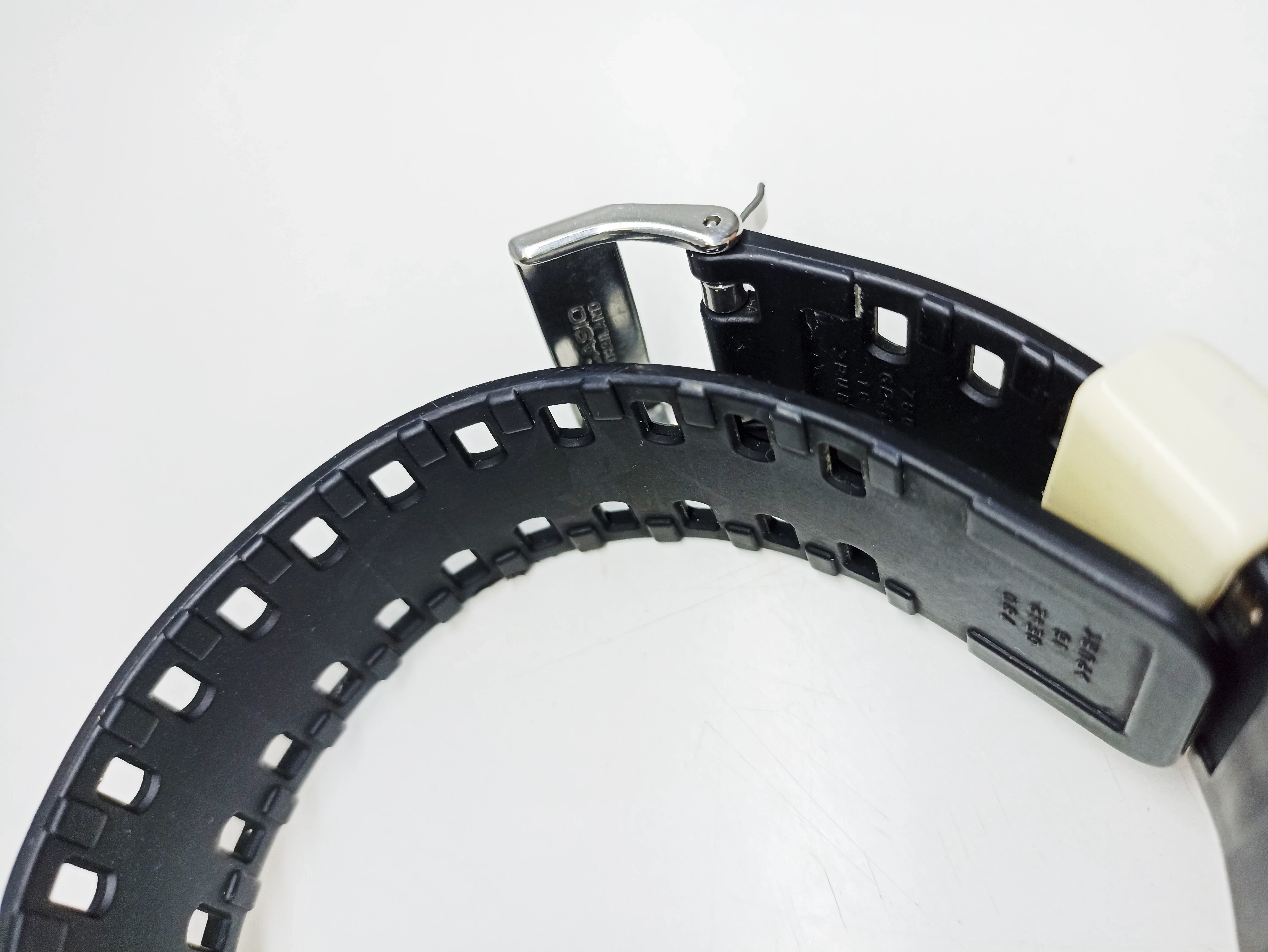 zegarek-casio-g-shock-5146-ga-110bw-marka-248811-1949817