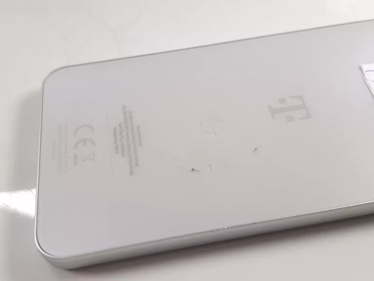 telefon-tphone-2-6128gb-przekatna-ekranu-660