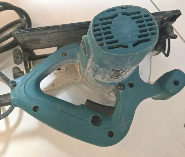 pilarka-tarczowa-makita-5604r-stan-11323-2