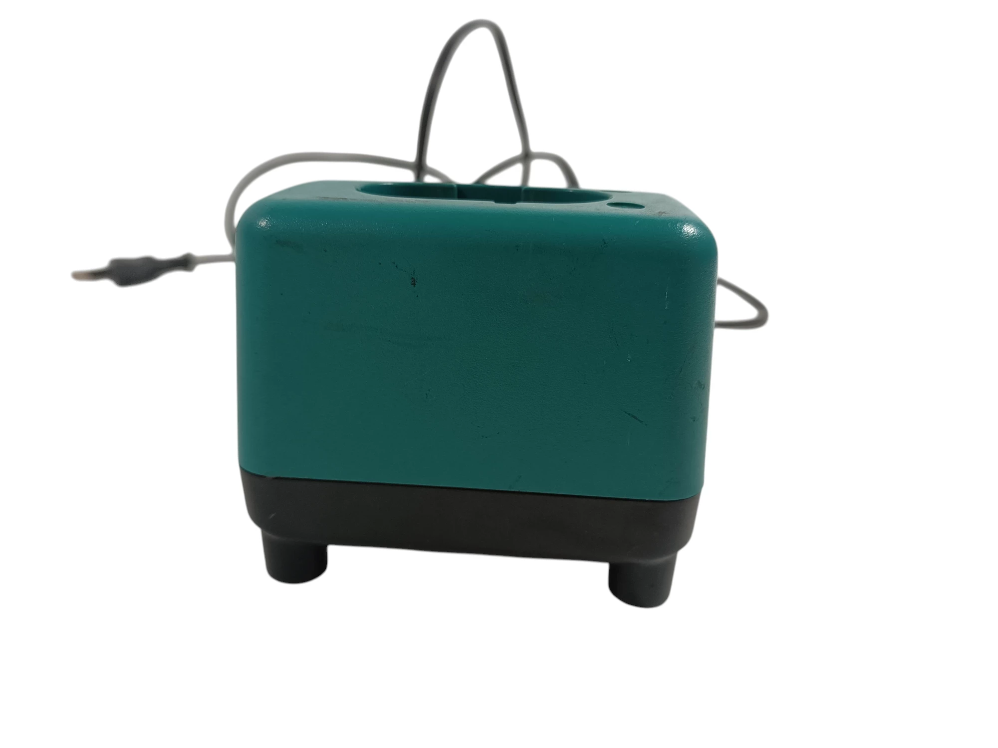 ladowarka-dc1414t-144v-bateria-makita-1222-waga-produktu-z-opakowaniem-jednostkowym-0580