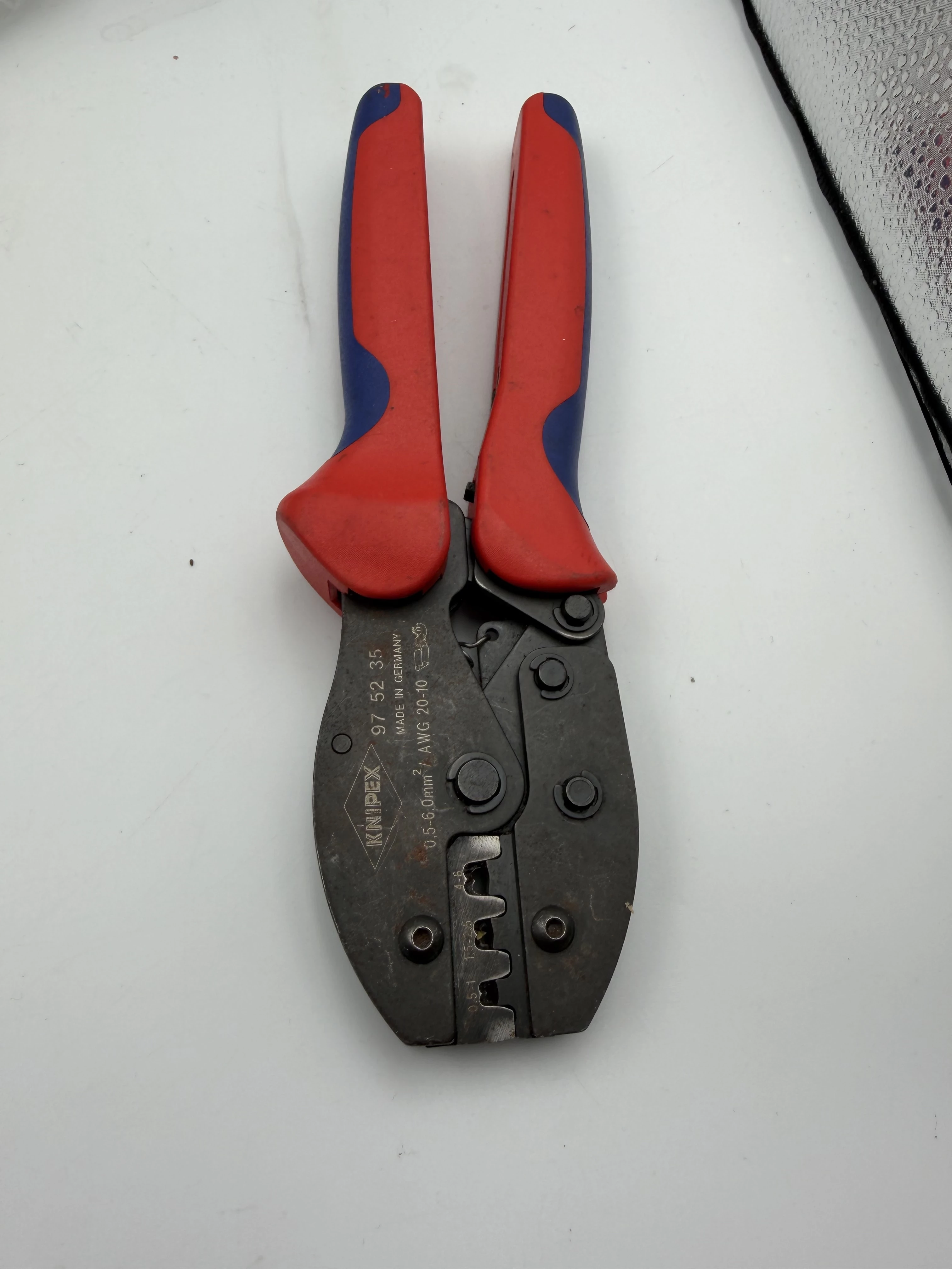 szczypce-do-zaciskania-knipex-97-52-35-rodzaj-128631-1024