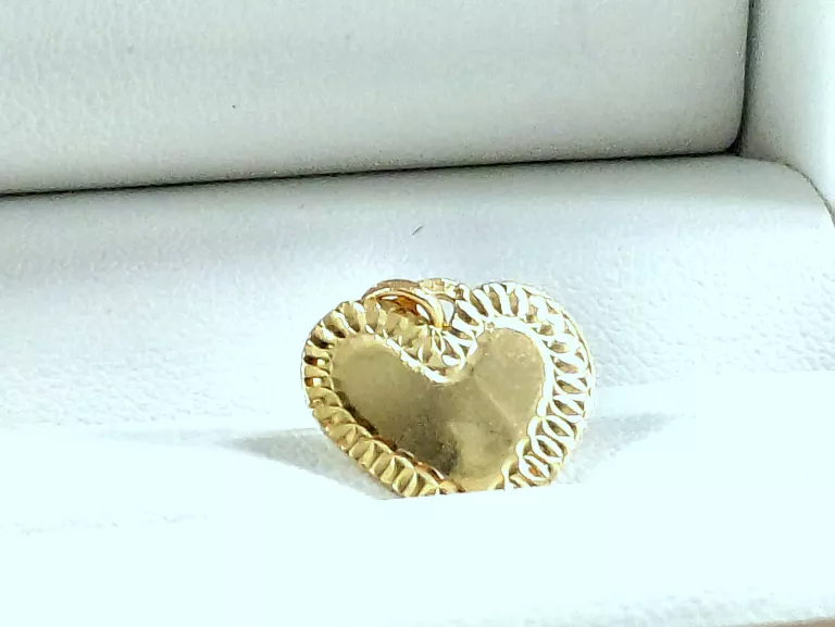 zlota-zawieszka-nienoszona-p585-082g-motyw-129129-286445