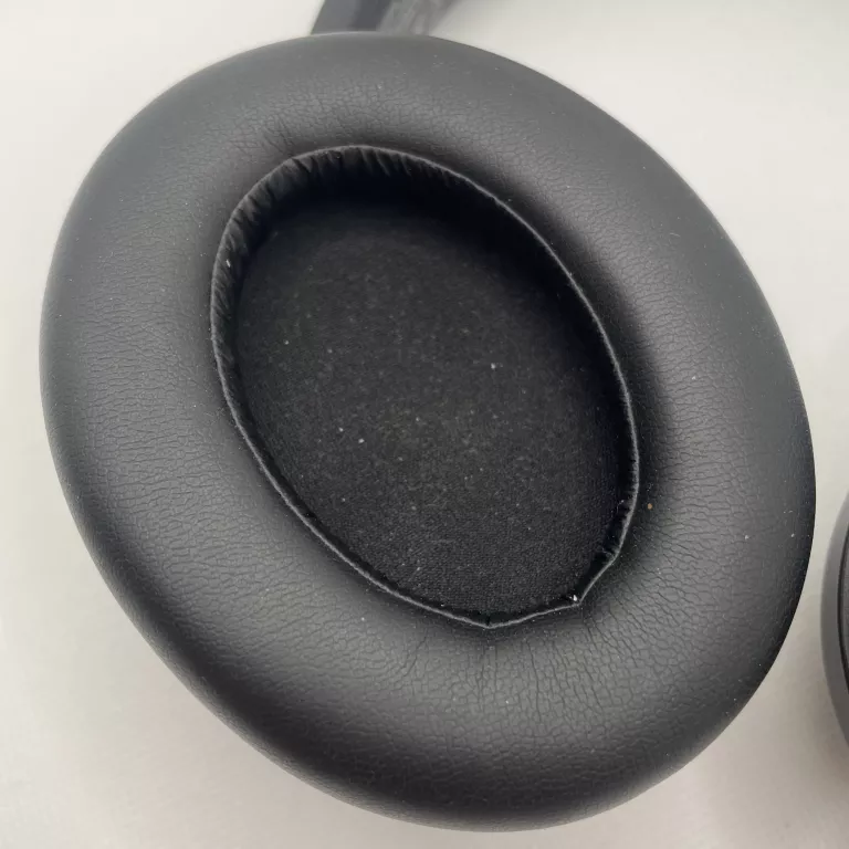 sluchawki-bezprzewodowe-panasonic-nauszne-czarne-bluetooth-53-z-anc-kolor-dominujacy-129357-3