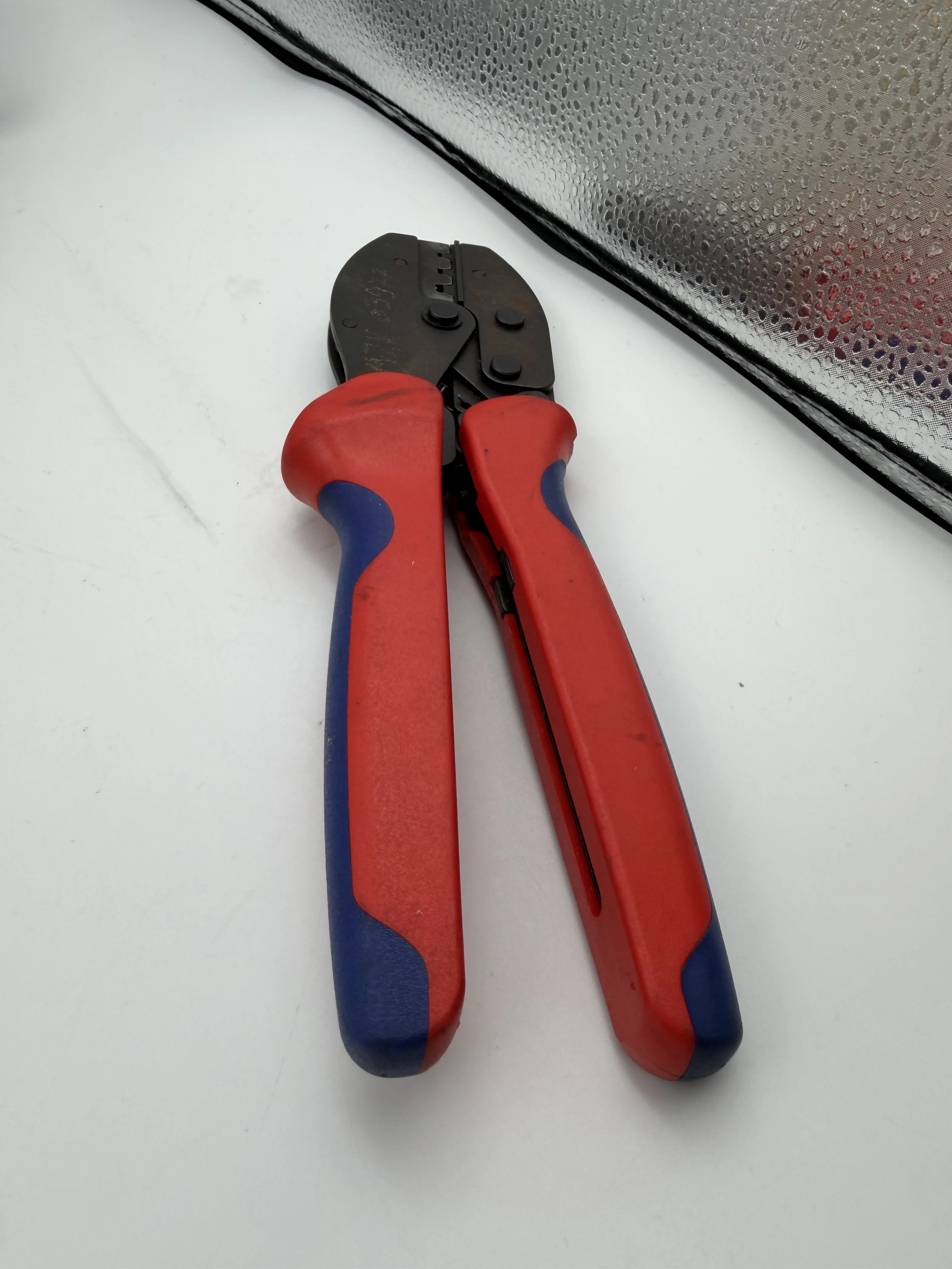 szczypce-do-zaciskania-knipex-97-52-35-ean-gtin-4003773051886