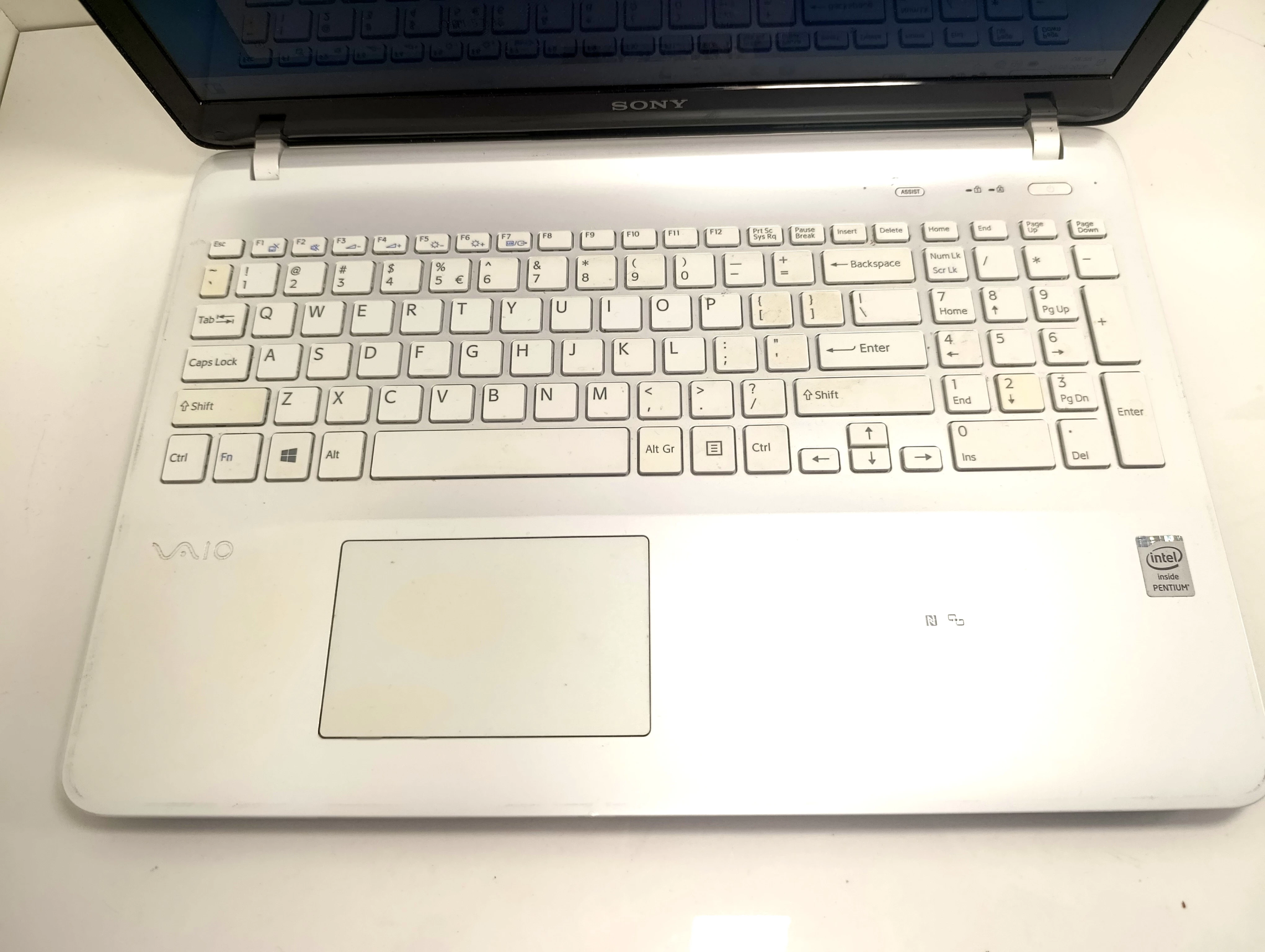 laptop-sony-vaio-16256gb-intel-pentium-cpu-18ghz-ean-gtin-5902701419097