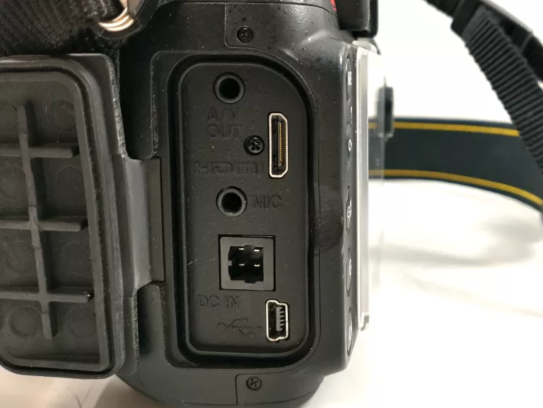 aparat-nikon-d300s-rozmiar-matrycy-206882-228774