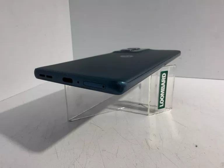 telefon-motorola-edge-50-fusion-przekatna-ekranu-667