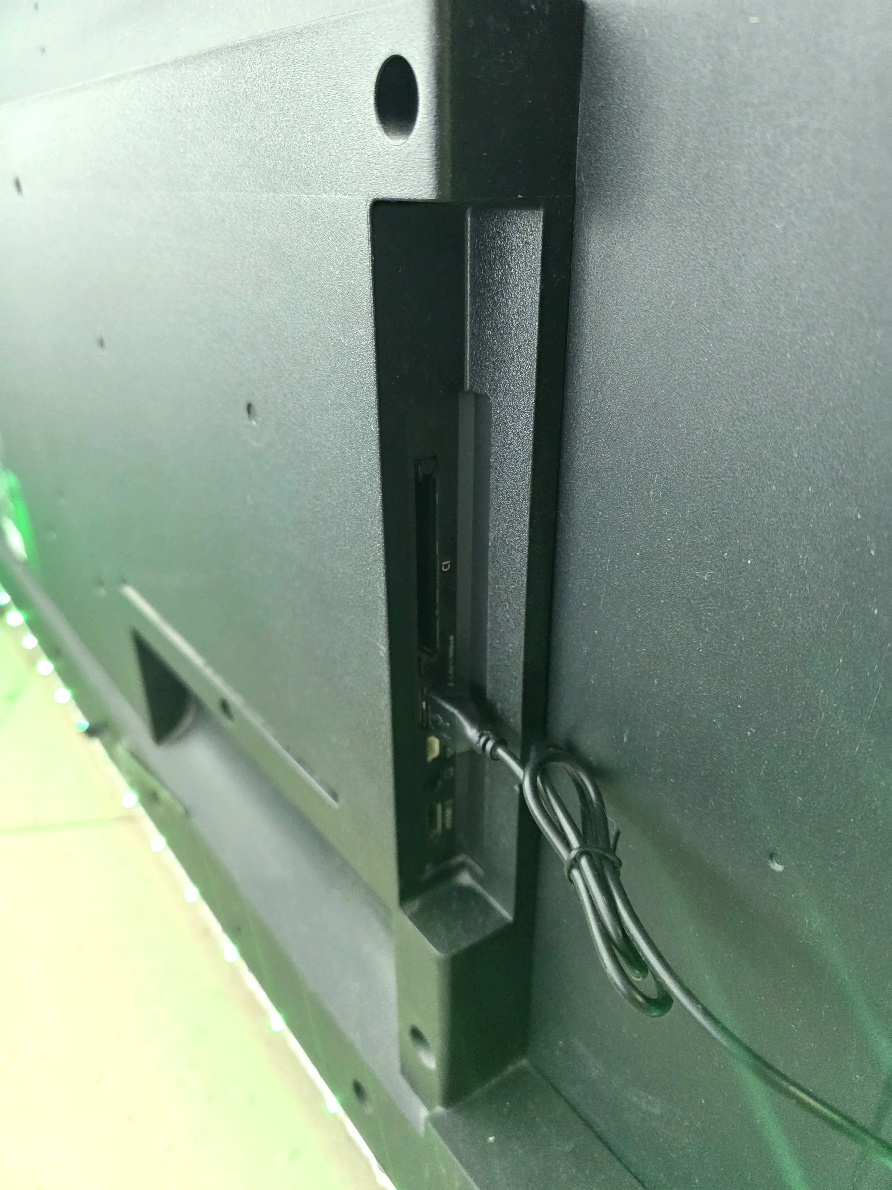 telewizor-smart-tv-philips-55-4k-55pus755612-model-55pus7556