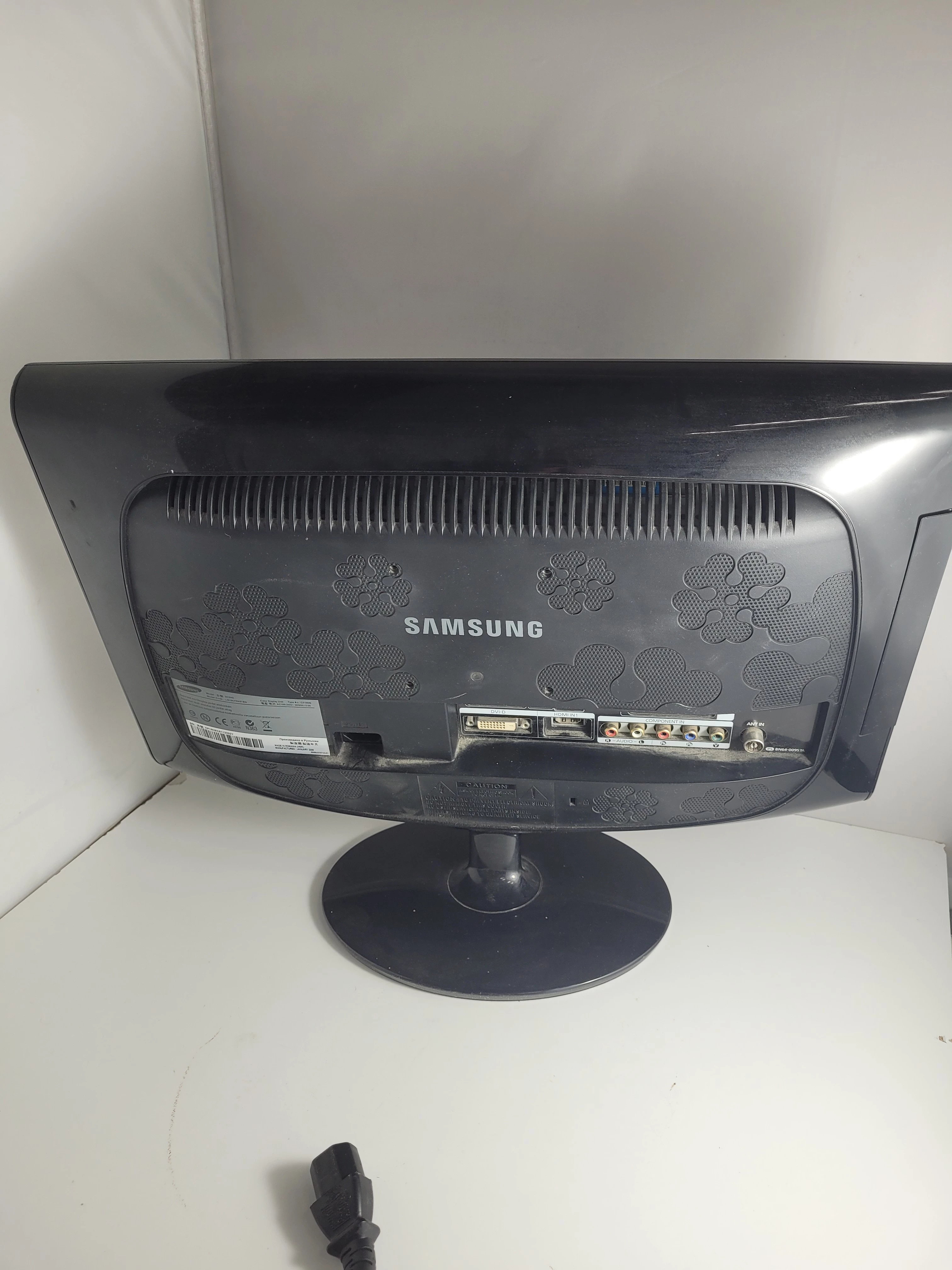 telewizor-monitor-samsung-933hd-19-typ-telewizora-211486-250138