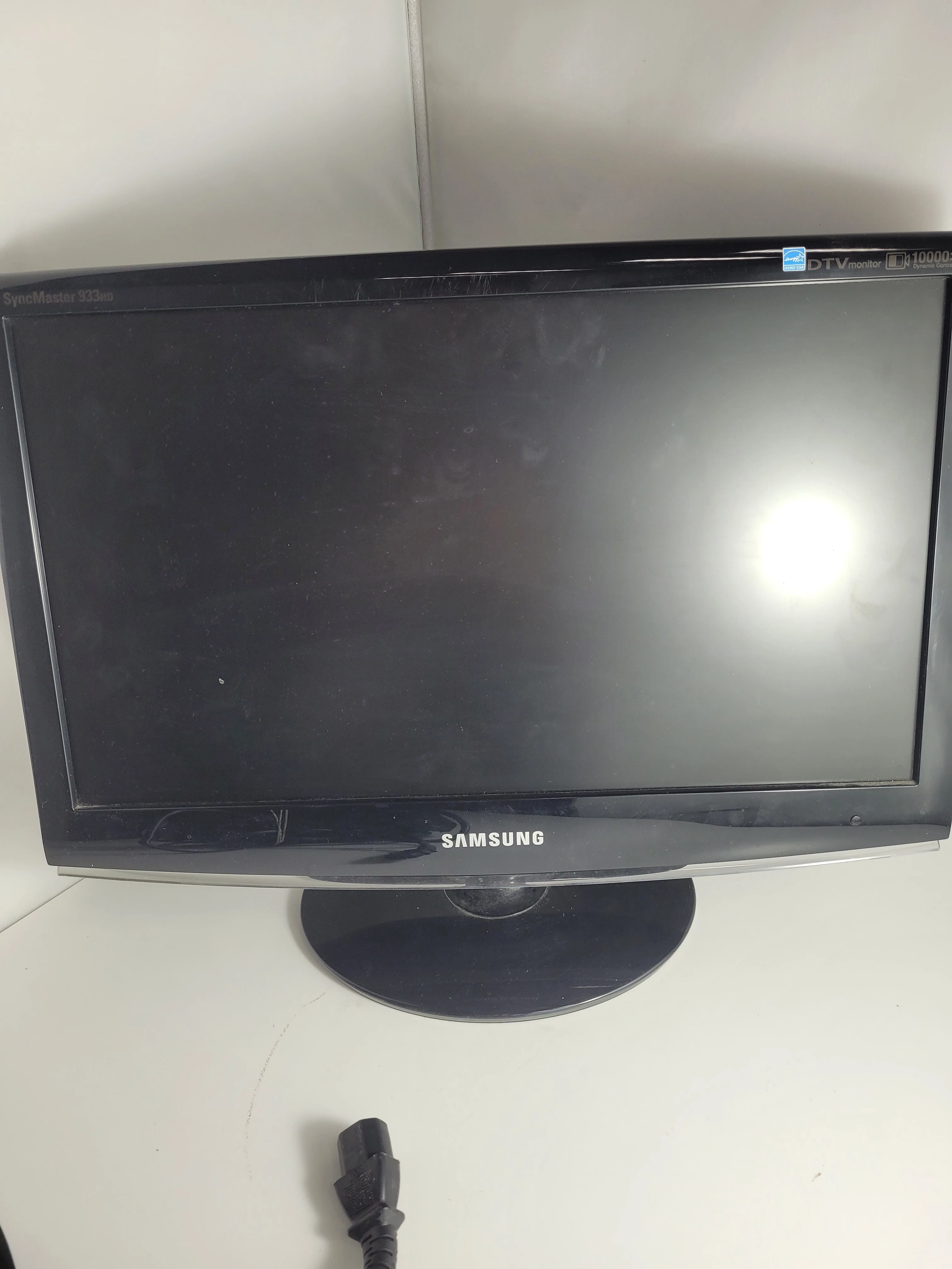 telewizor-monitor-samsung-933hd-19-kod-producenta-933hd