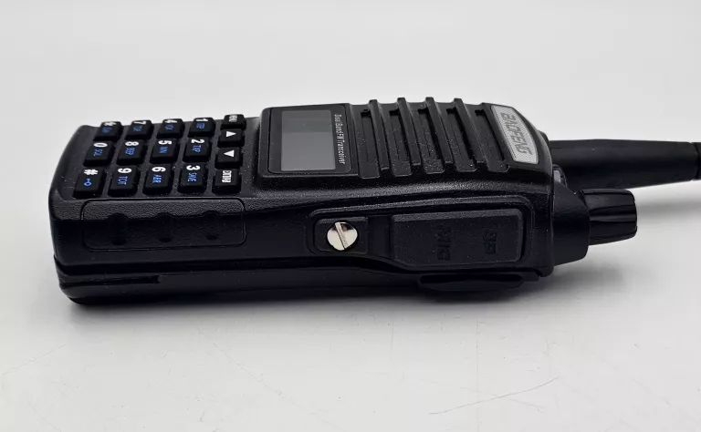 krotkofalowka-baofeng-uv-82x-stacja-do-ladowania-product-id-05814cdc-75b3-4426-84fe-535178033cf8