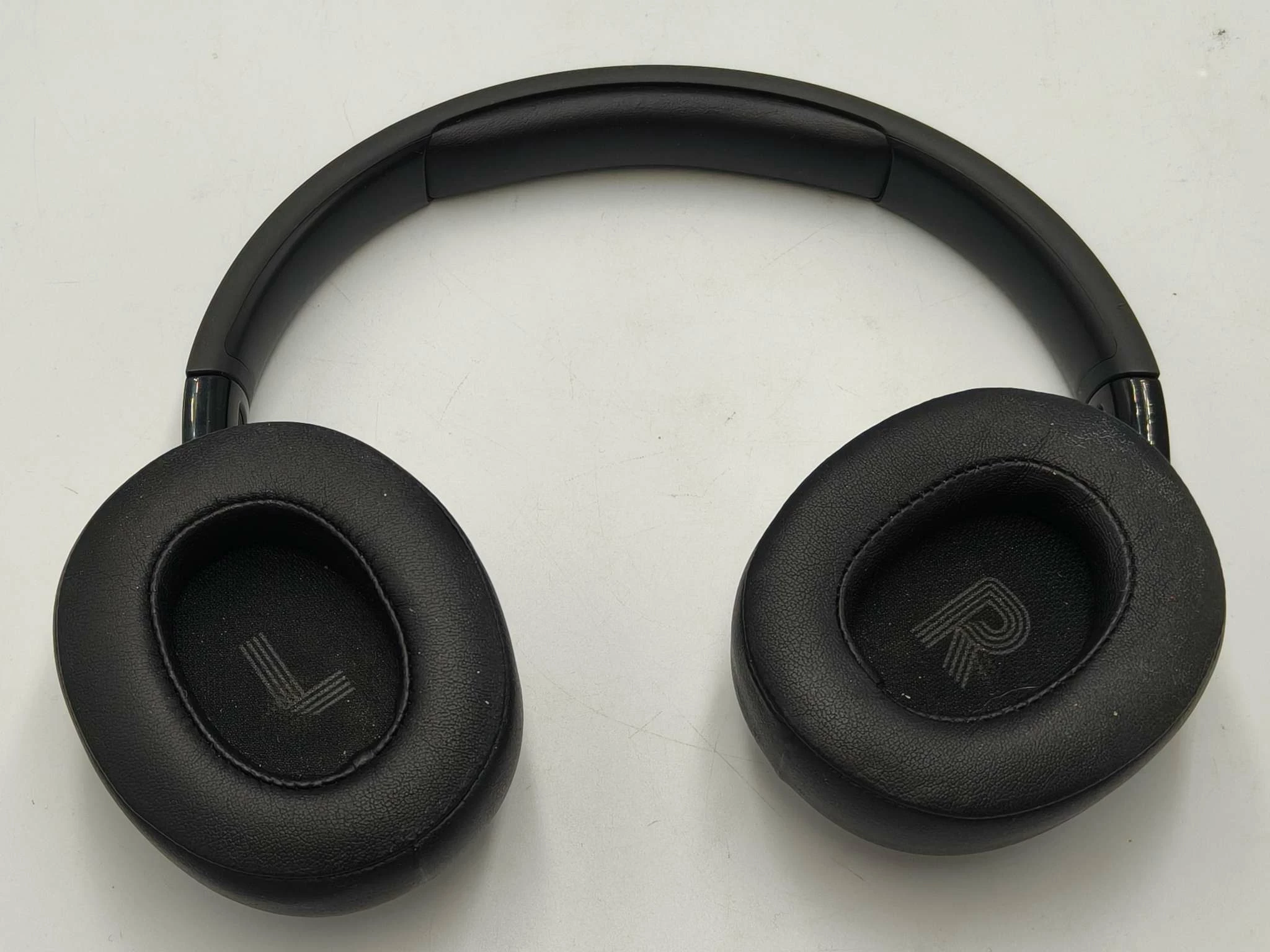 sluchawki-nauszne-jbl-tune-770nc-czarne-model-250439-1920376