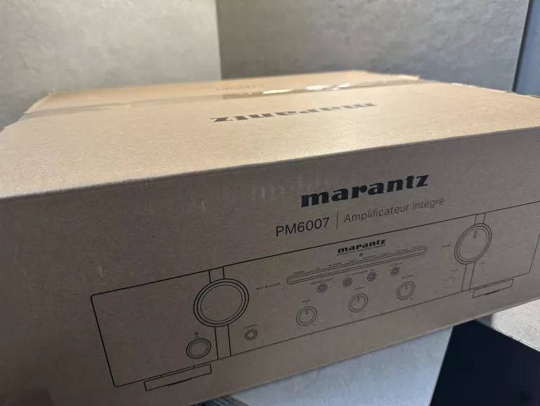 wzmacniacz-marantz-pm6007-czarny-kolor-718-1