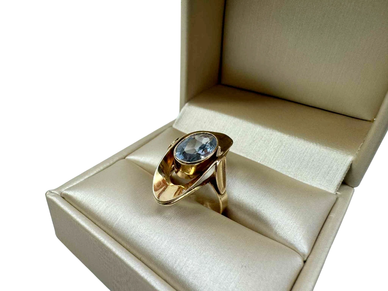 zloty-pierscionek-wysadzany-niebieskim-spinelem-pr-585-w-511-r-10-kamien-17088-1646950