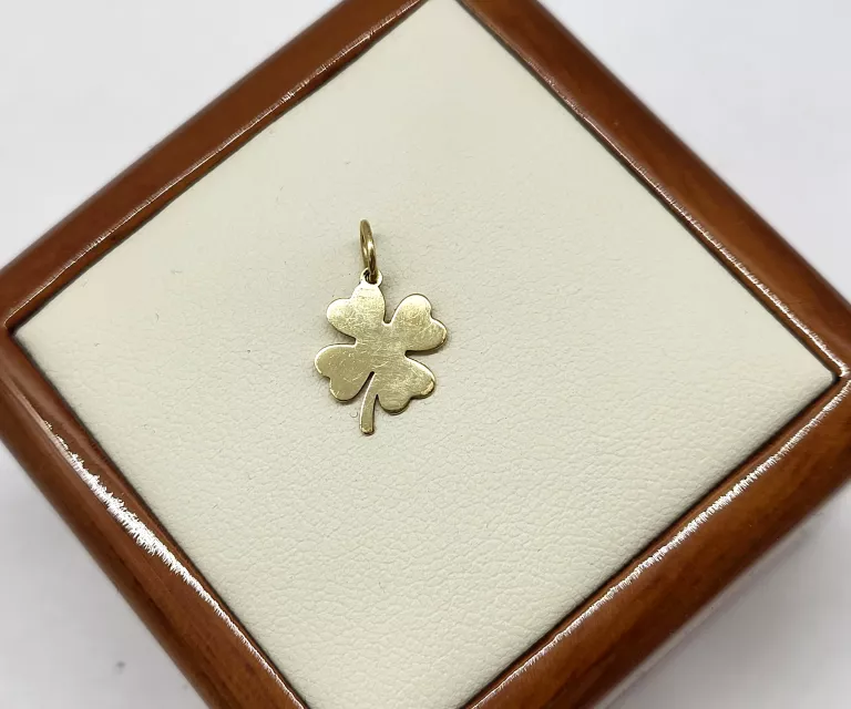 zlota-zawieszka-585041g-aleja-sw-jana-pawla-ii-252-kolobrzeg