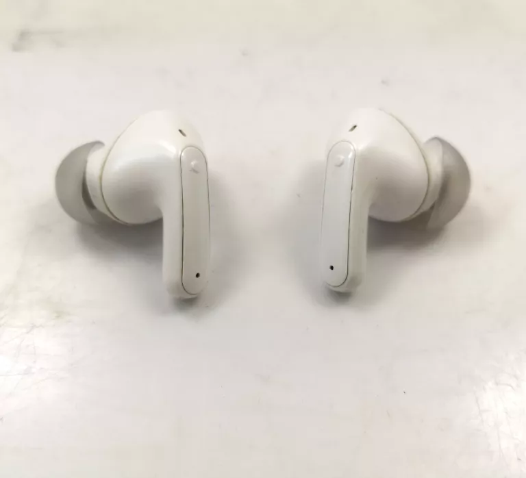 sluchawki-lg-tone-free-stan-11323-2