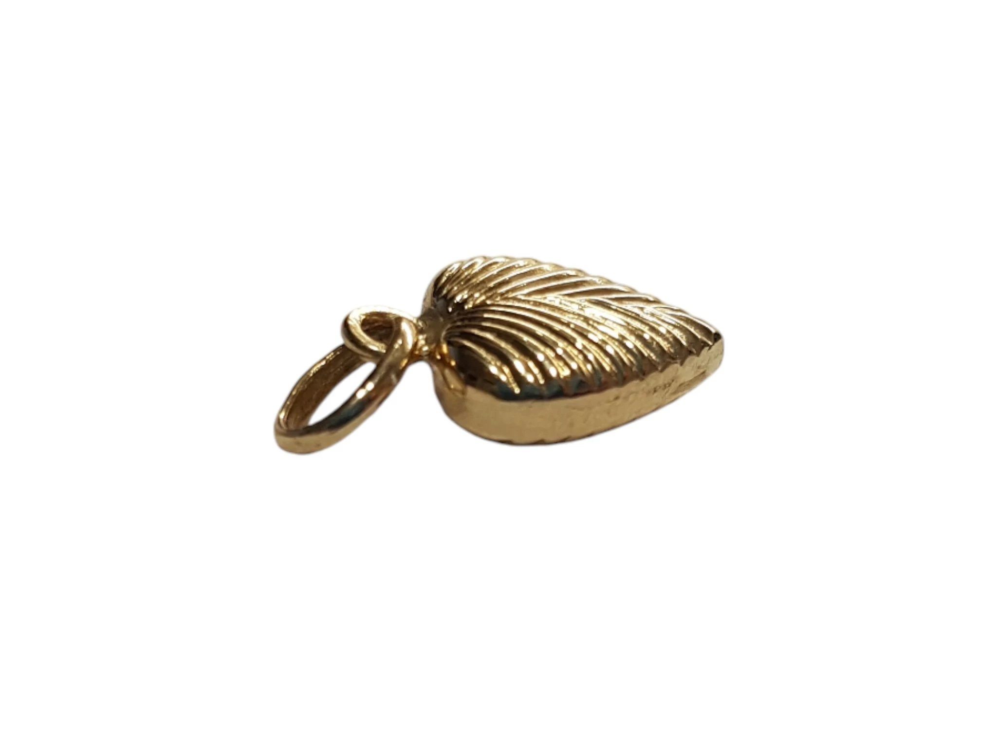 zlota-zawieszka-wisiorek-serce-087g-p750-cechy-207006-4