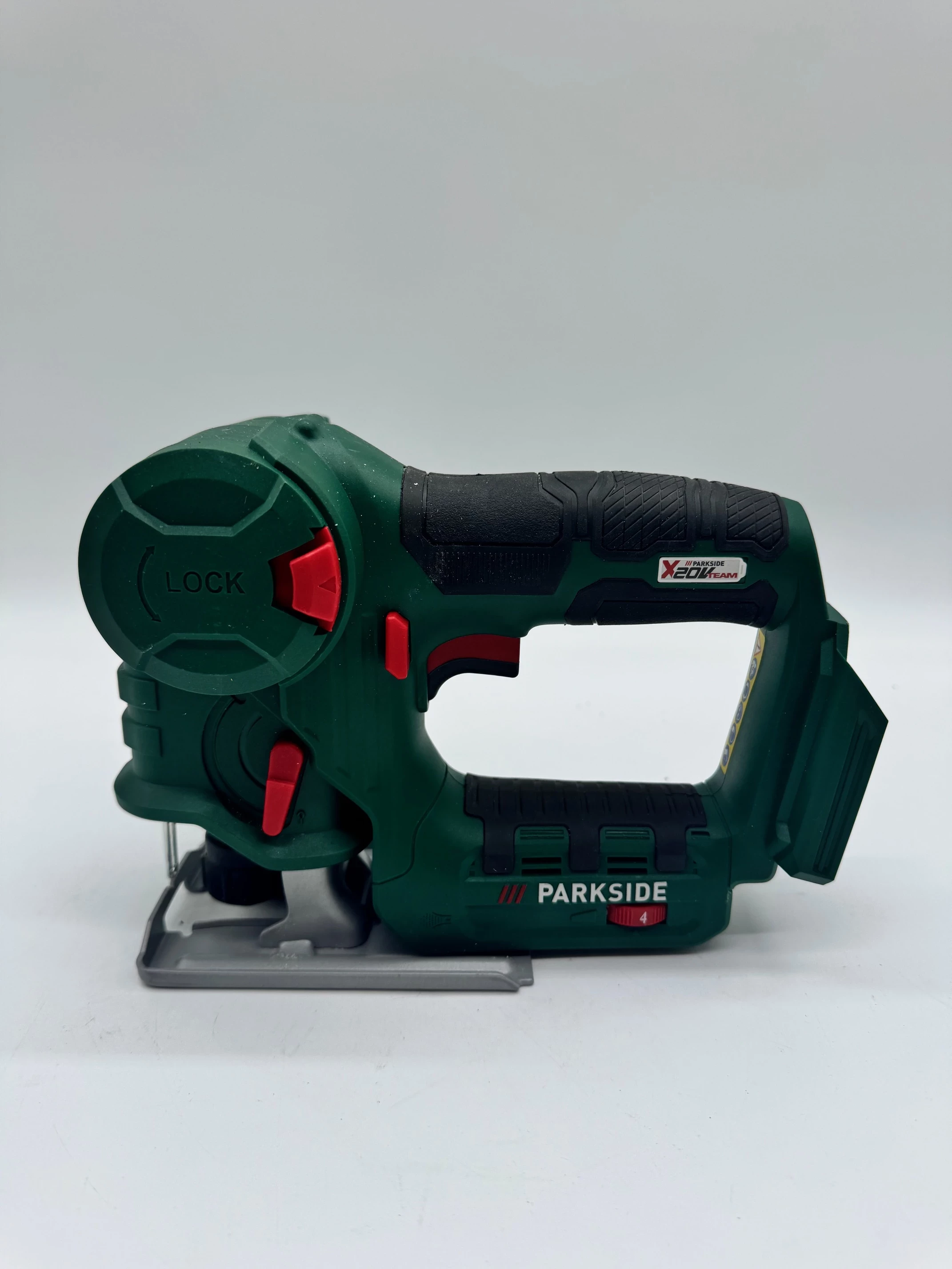 wyrzynarka-parkside-hg12052-walizka-bdb-stan-gw-ean-gtin-4056232991797