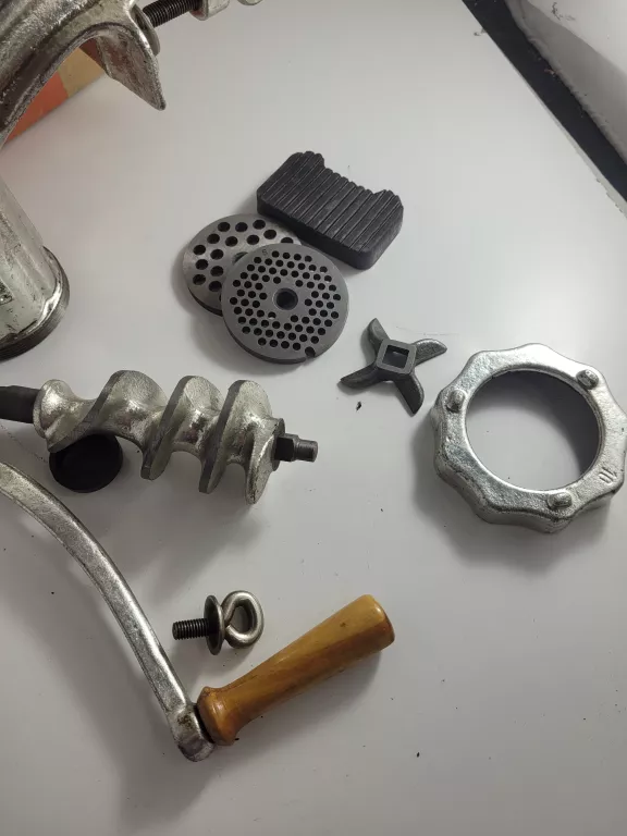 maszynka-do-mielenia-miesa-reczna-alfa-ean-gtin-5906361507637