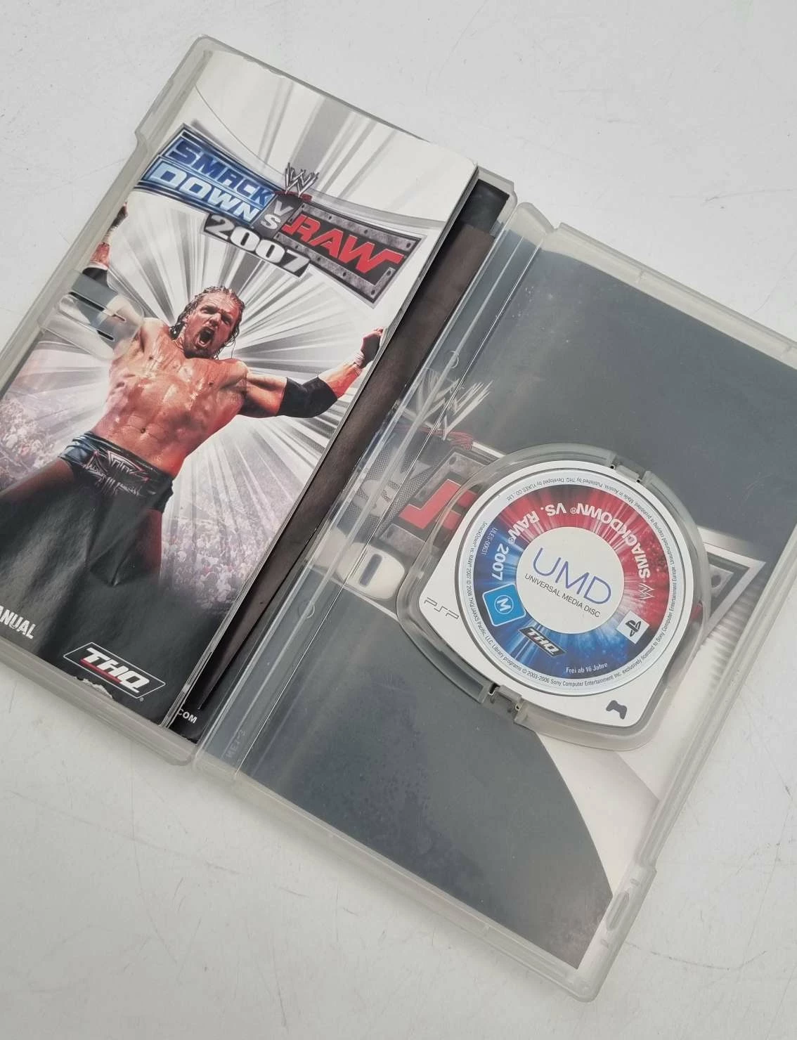 gra-psp-smack-down-raw-2007-stan-11323-2