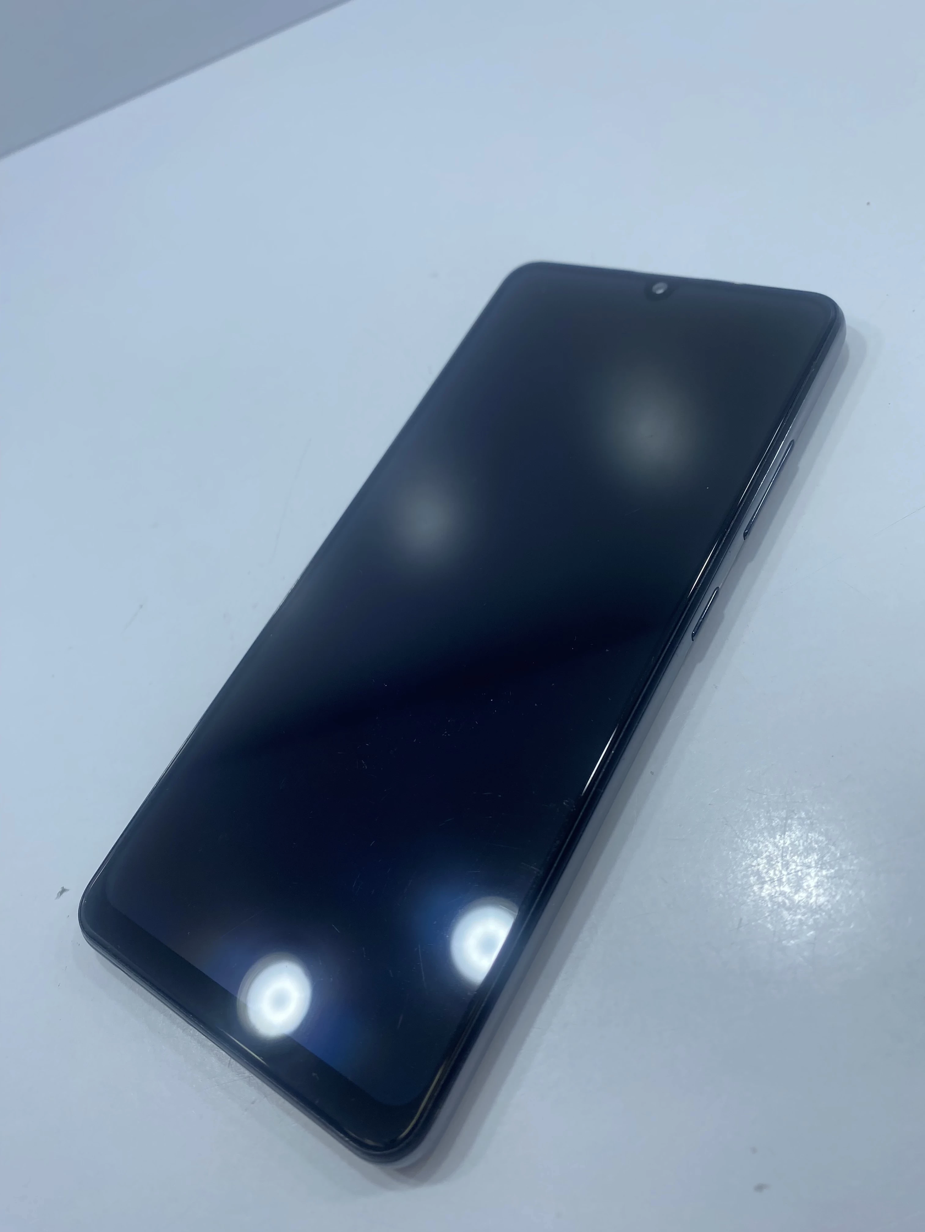 telefon-samsung-galaxy-a32-4128gb-stan-igla-przekatna-ekranu-640