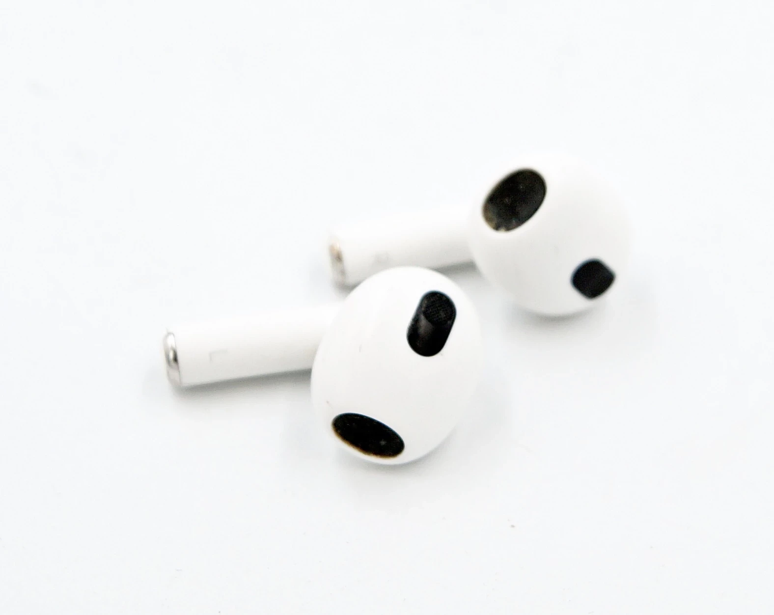 apple-airpods-3-generacji-etui-stan-11323-2