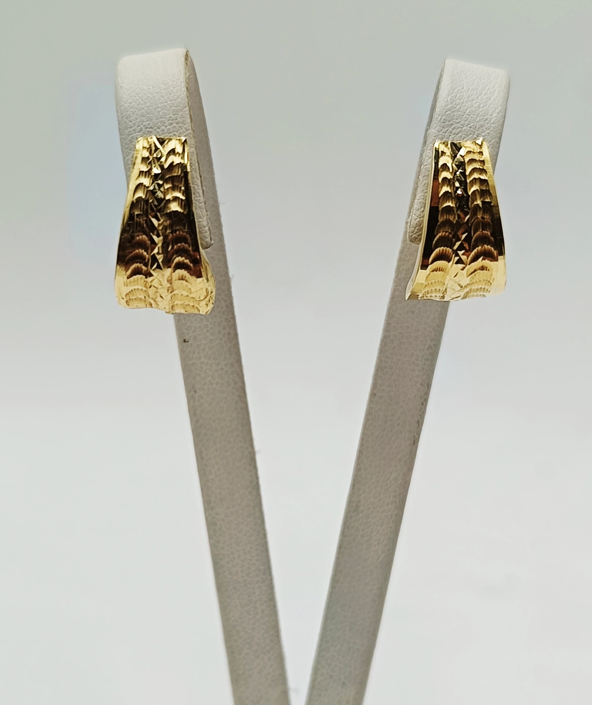 zlote-kolczyki-p585-w16-stan-11323-253806